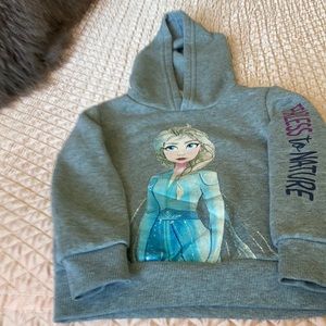 GreySweatshirt size 4 with photo of Elsa